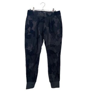 Prana Dark Charcoal Camo Jogger Pants - Technical Hiking/Yoga - Size 2/RG